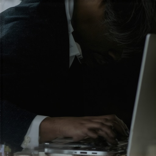 How your laptop height is ruining your middle back mobility